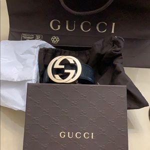**100% authentic*** Gucci belt black